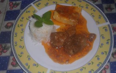 Polenta cremosa ao molho